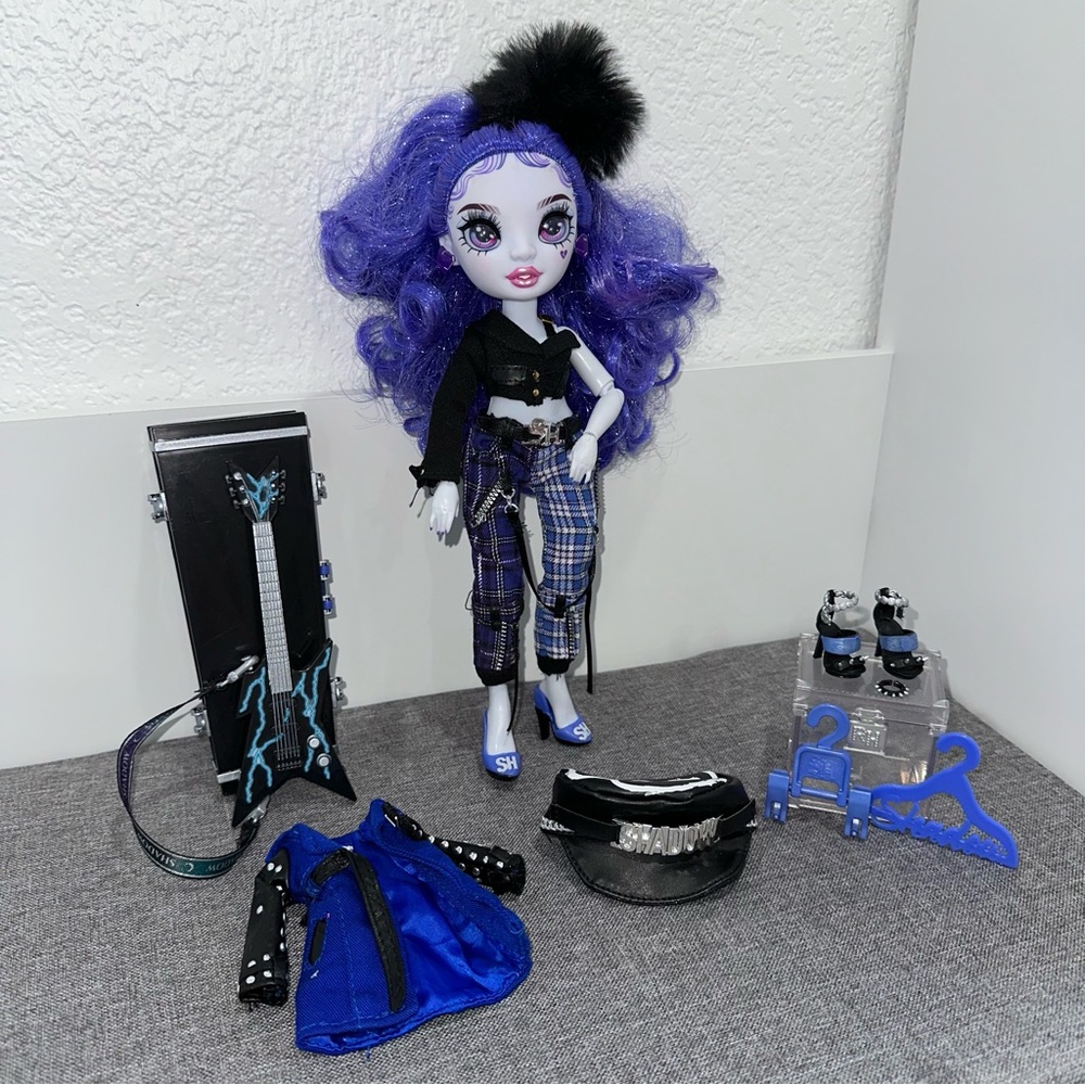 Rainbow Vision Shadow High Neon Shadow Uma Vanhoose Doll 11” w/ Accessories